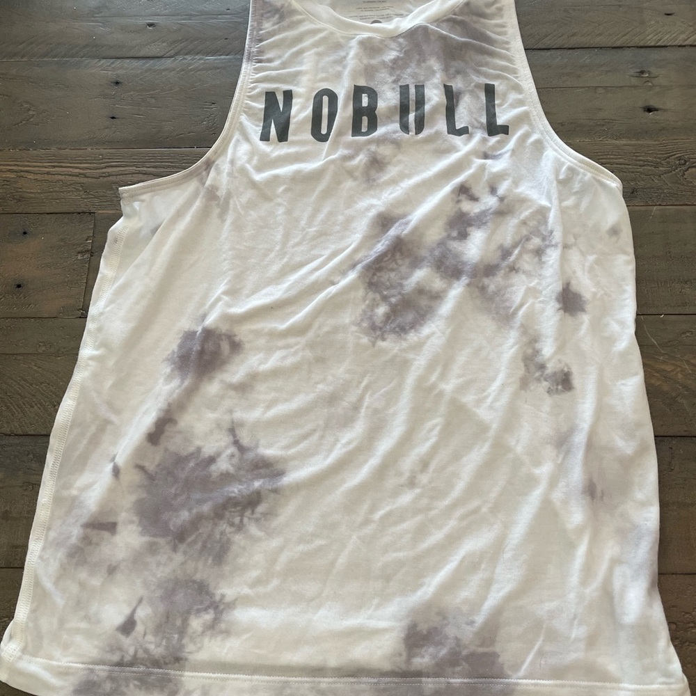 NOBULL tank